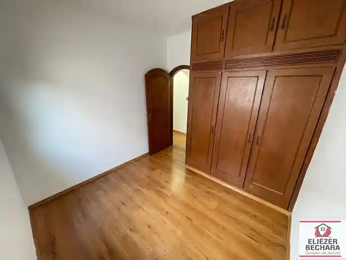 Casa com 4 quartos à venda, 210m² — foto 12 de 15