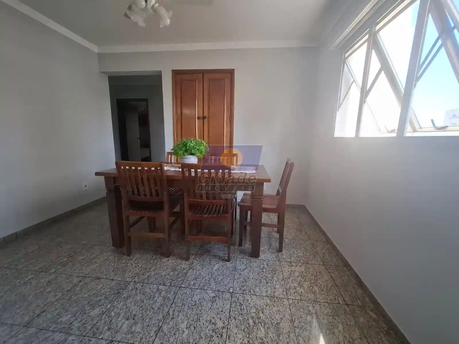 Apartamento com 3 quartos à venda, 135m² — foto 3 de 16