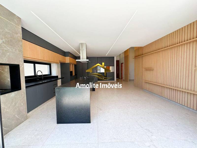 Casa de Condomínio com 3 quartos à venda, 200m² — foto 17 de 24