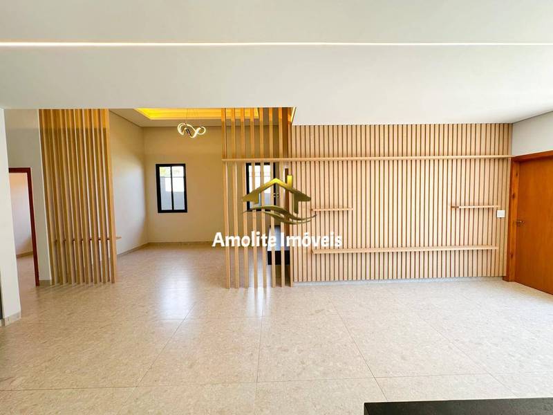 Casa de Condomínio com 3 quartos à venda, 200m² — foto 14 de 24