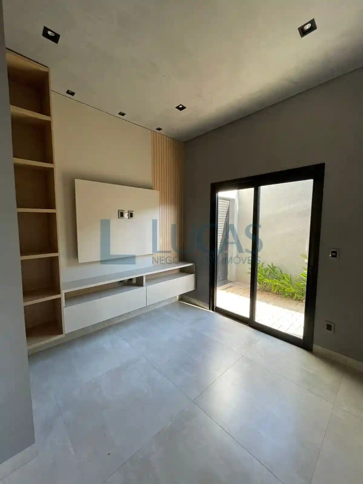 Casa de Condomínio com 3 quartos à venda, 170m² — foto 8 de 15
