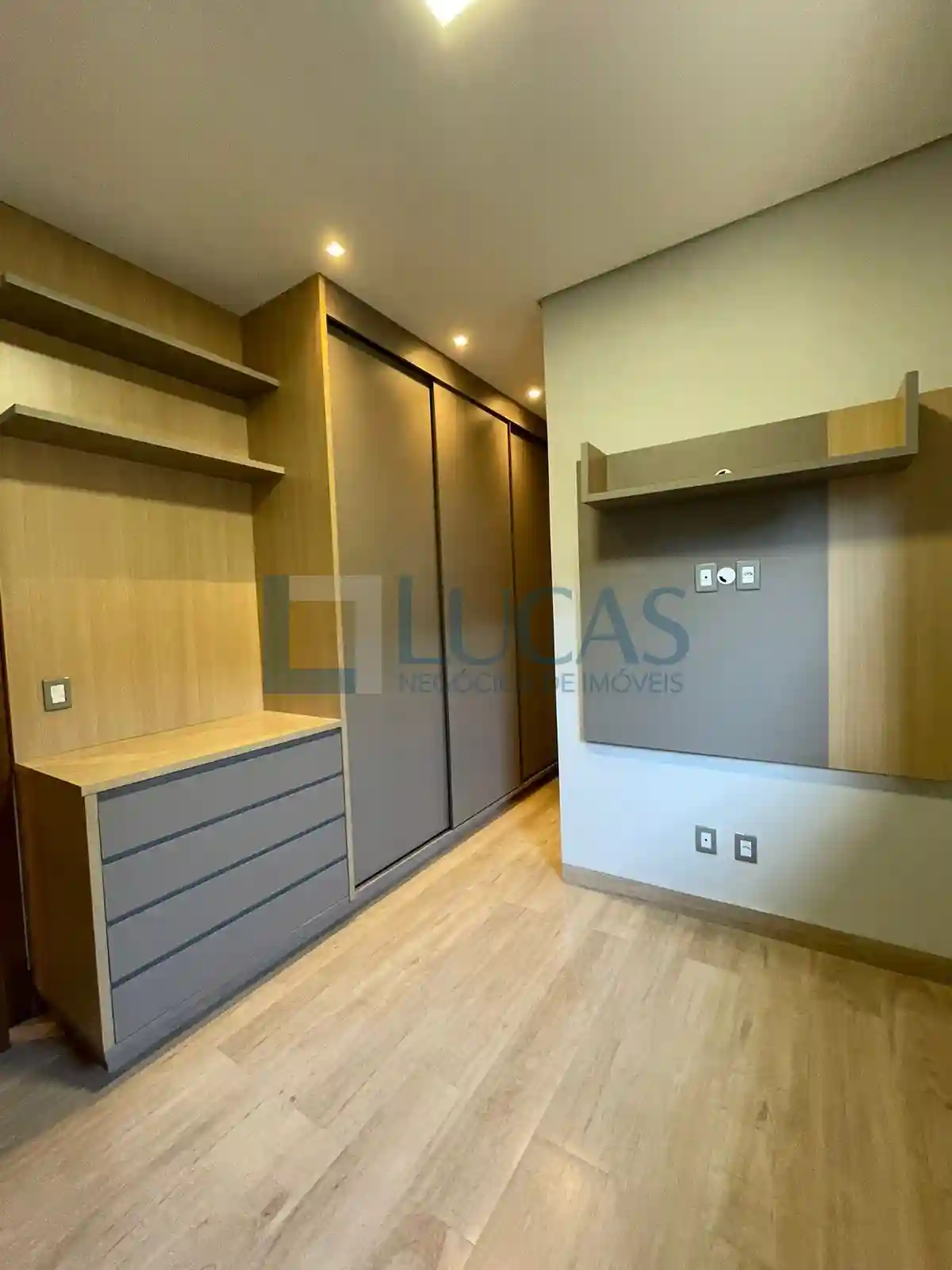 Casa de Condomínio com 3 quartos à venda, 170m² — foto 10 de 15