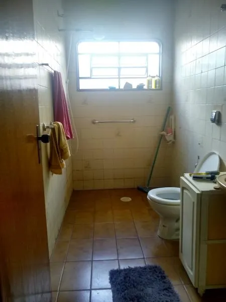 Casa à venda — foto 2 de 2