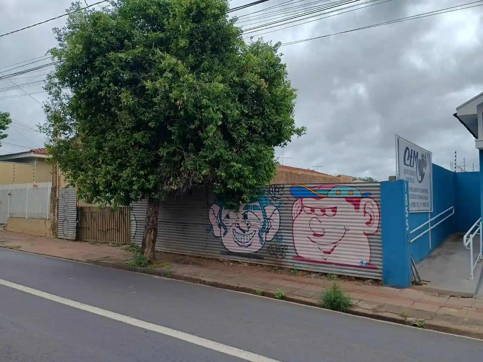 Terreno / Lote / Condomínio  à venda, 633m² — foto 7 de 7
