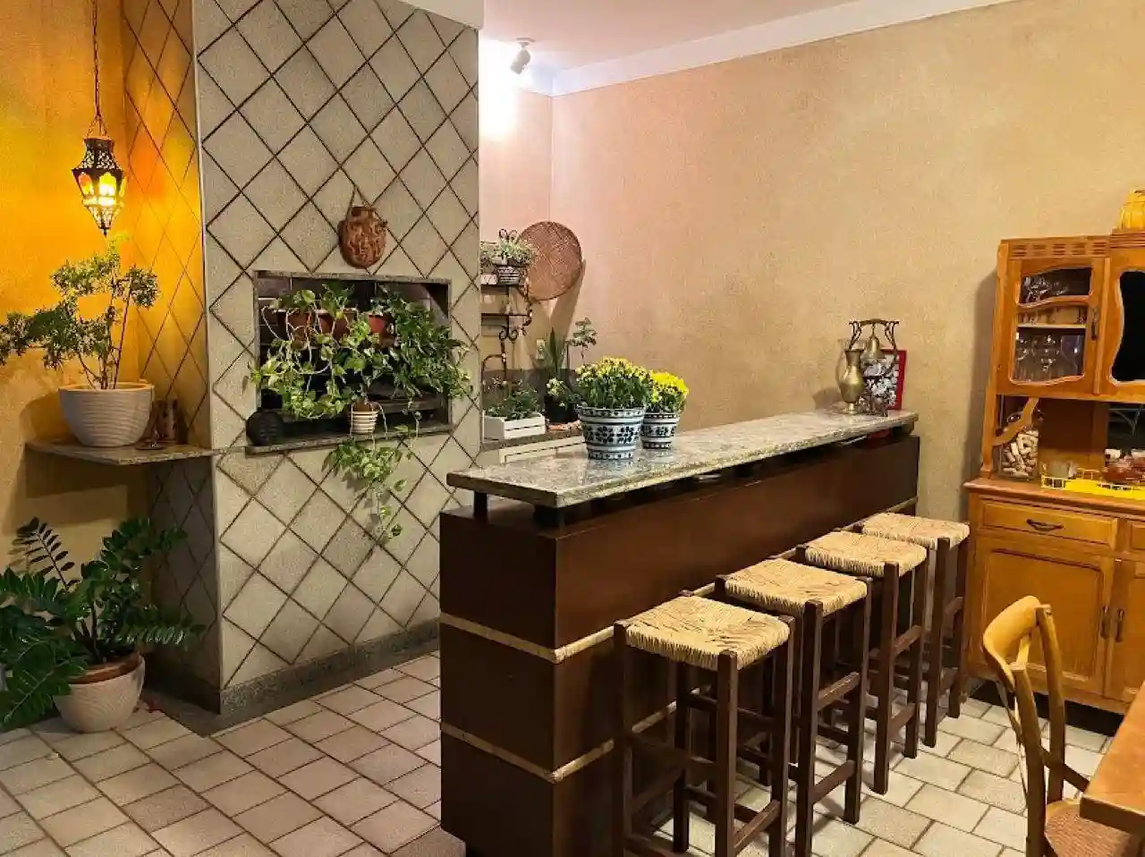 Casa com 3 quartos à venda, 450m² — foto 1 de 30