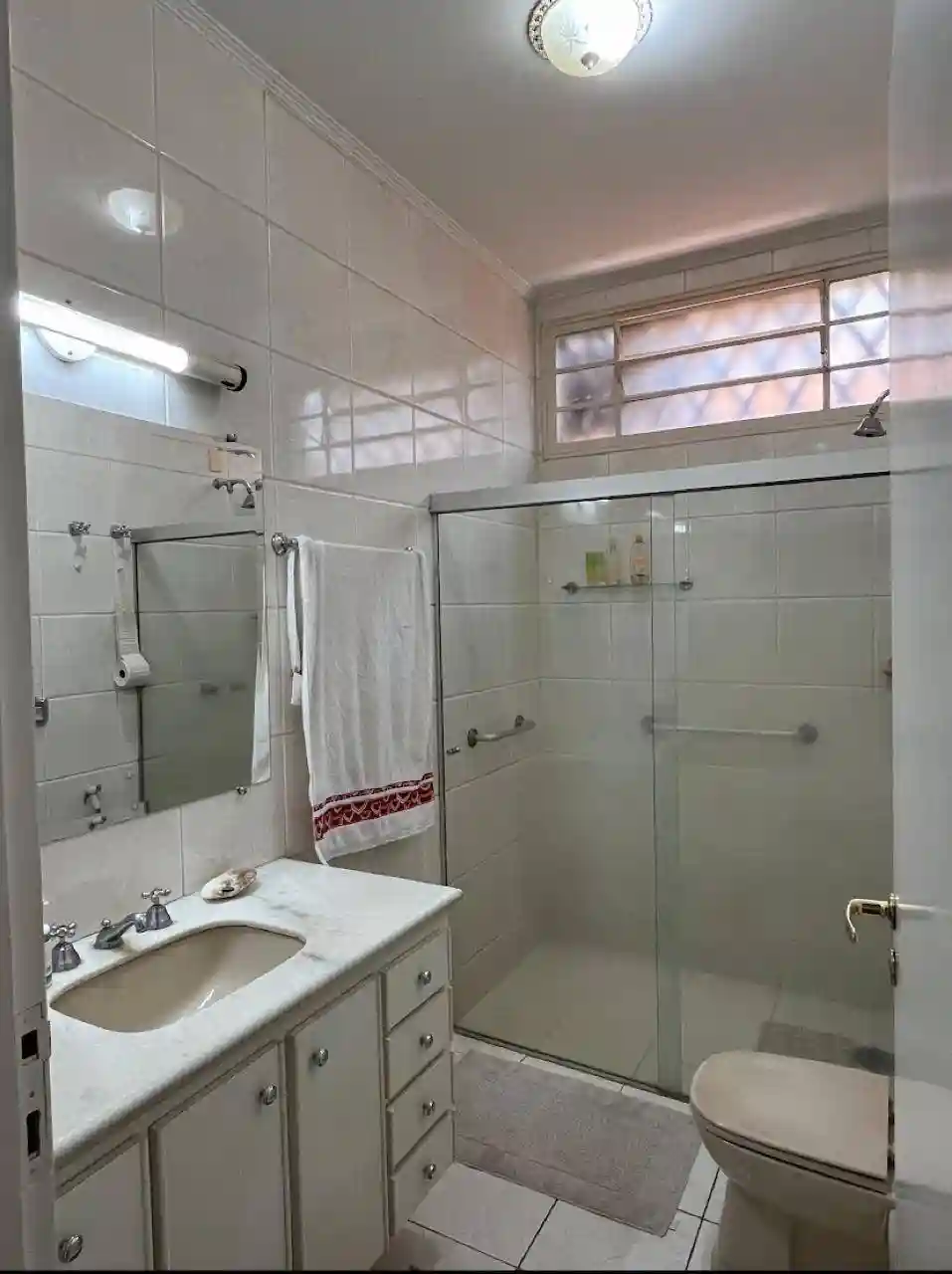Casa com 3 quartos à venda, 450m² — foto 16 de 30