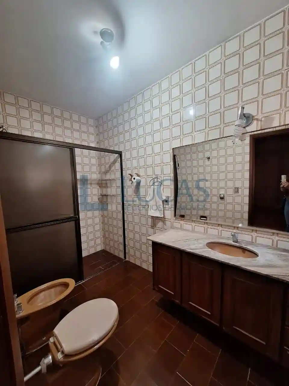 Casa com 3 quartos para aluguel, 360m² — foto 8 de 14