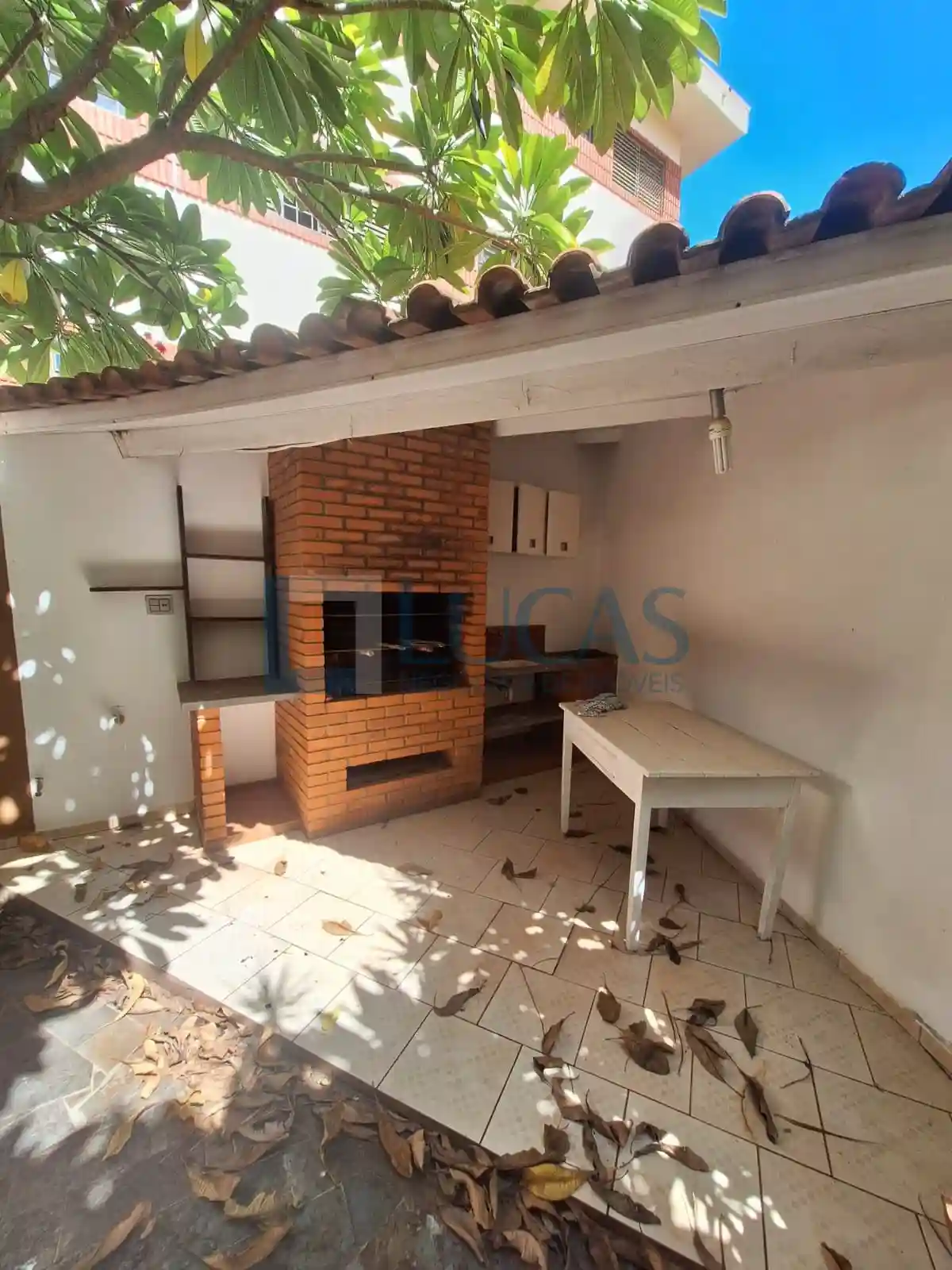 Casa com 3 quartos para aluguel, 360m² — foto 6 de 14