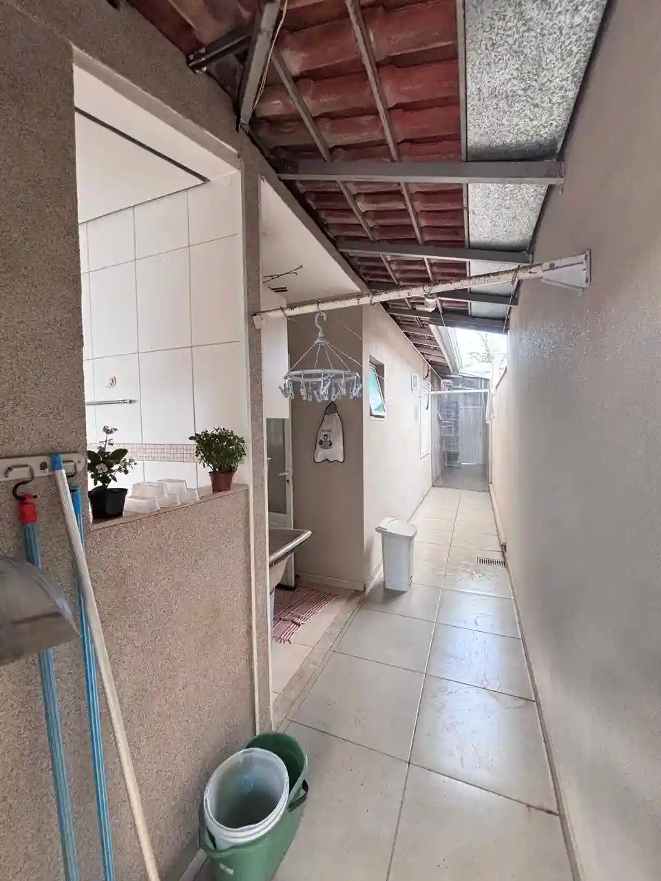 Casa de Condomínio com 3 quartos à venda, 160m² — foto 11 de 26