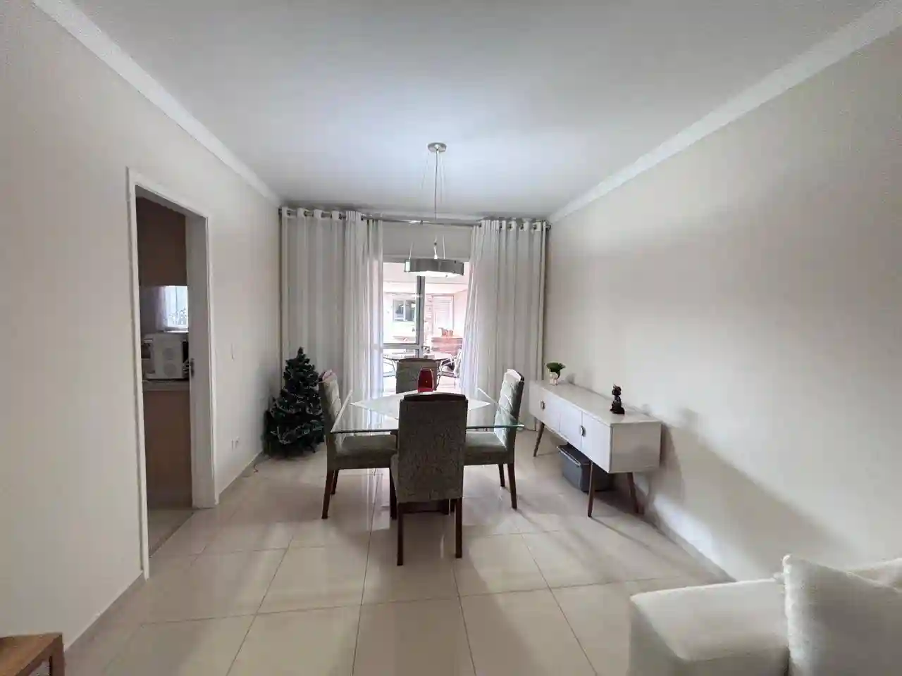 Casa de Condomínio com 3 quartos à venda, 160m² — foto 3 de 26
