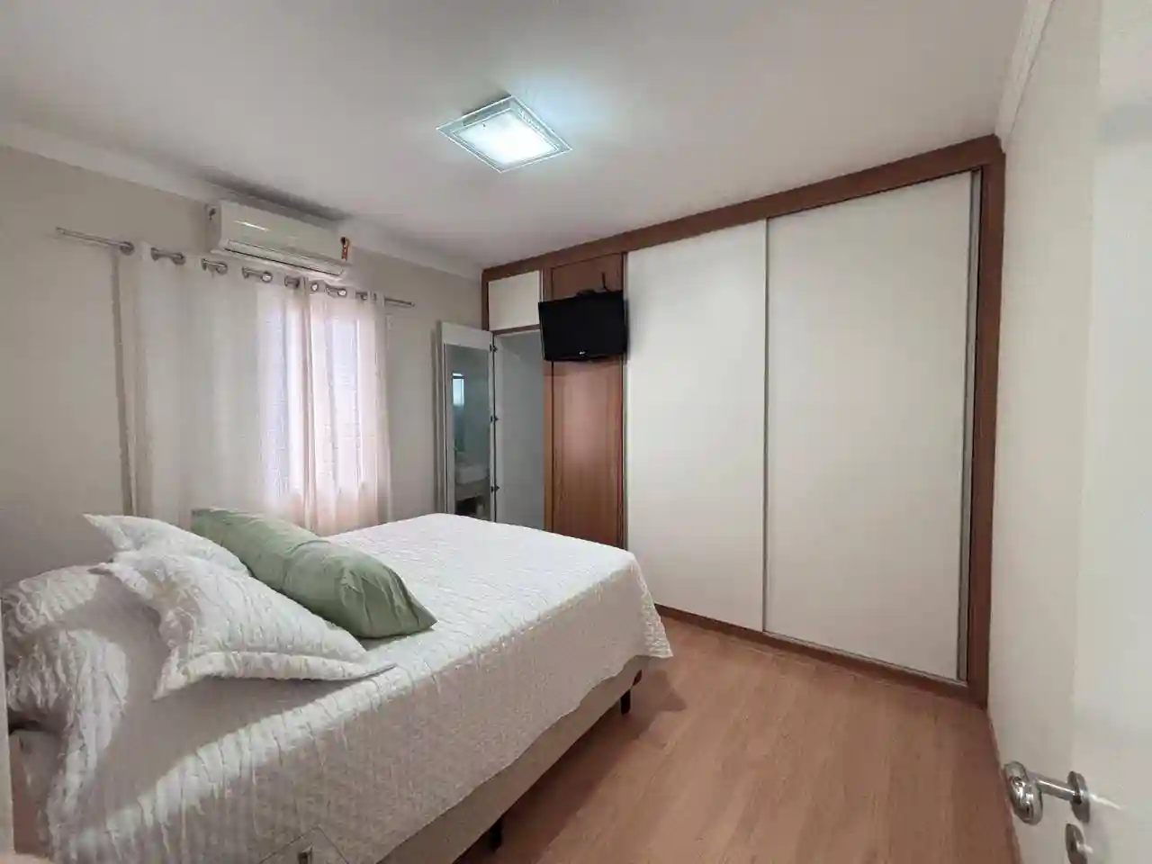 Casa de Condomínio com 3 quartos à venda, 160m² — foto 24 de 26