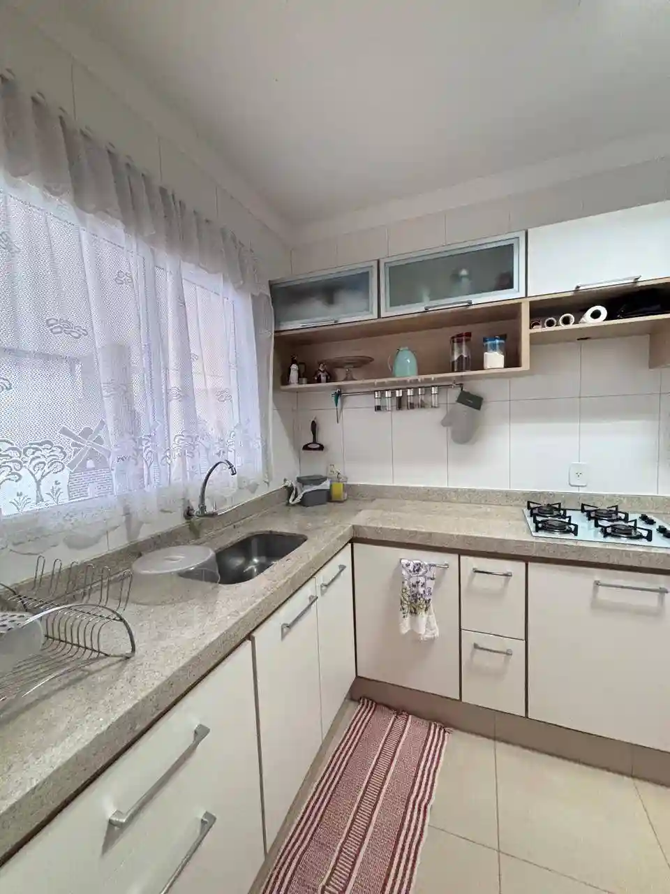 Casa de Condomínio com 3 quartos à venda, 160m² — foto 9 de 26