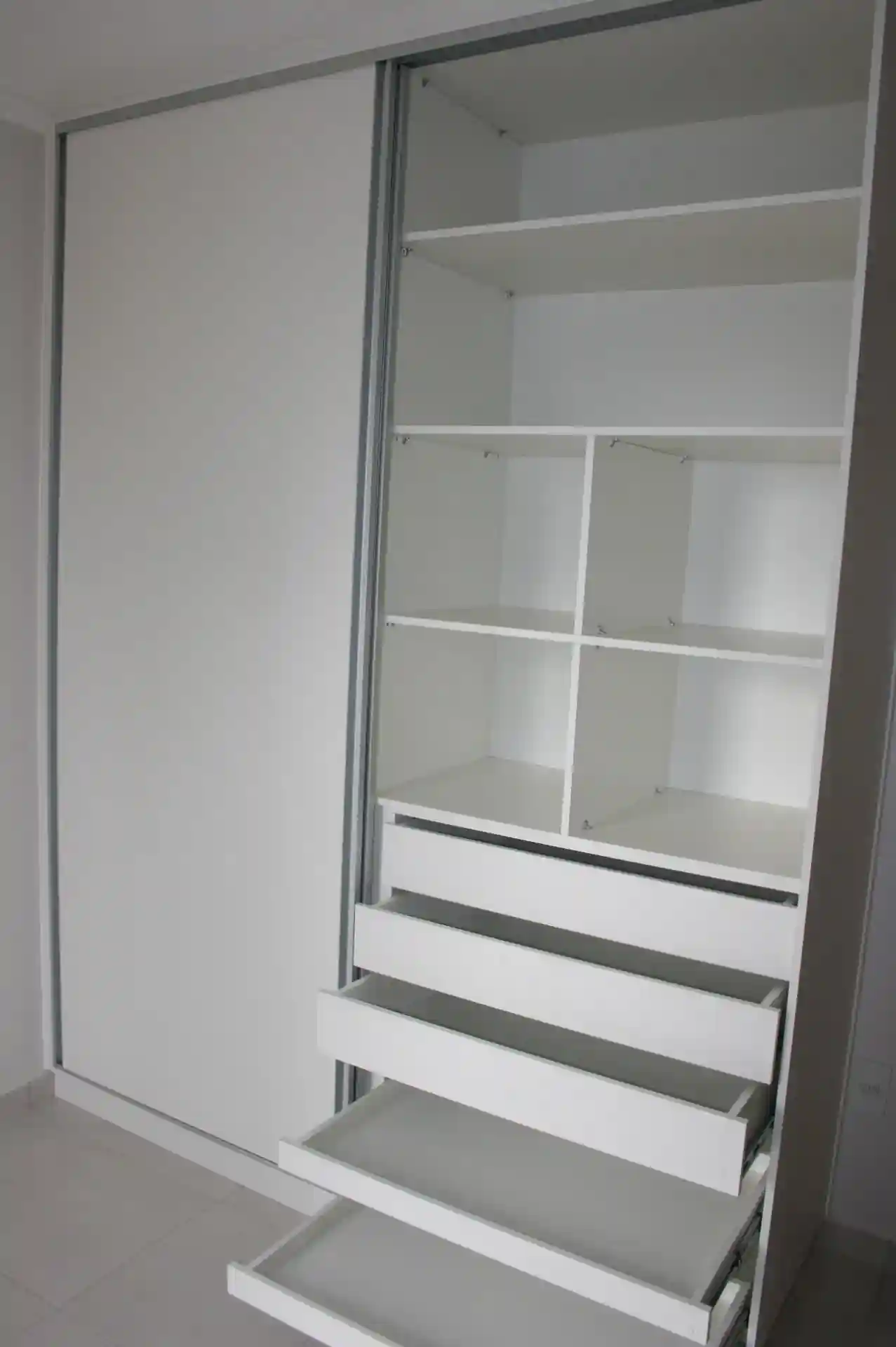 Apartamento com 2 quartos à venda, 72m² — foto 4 de 6