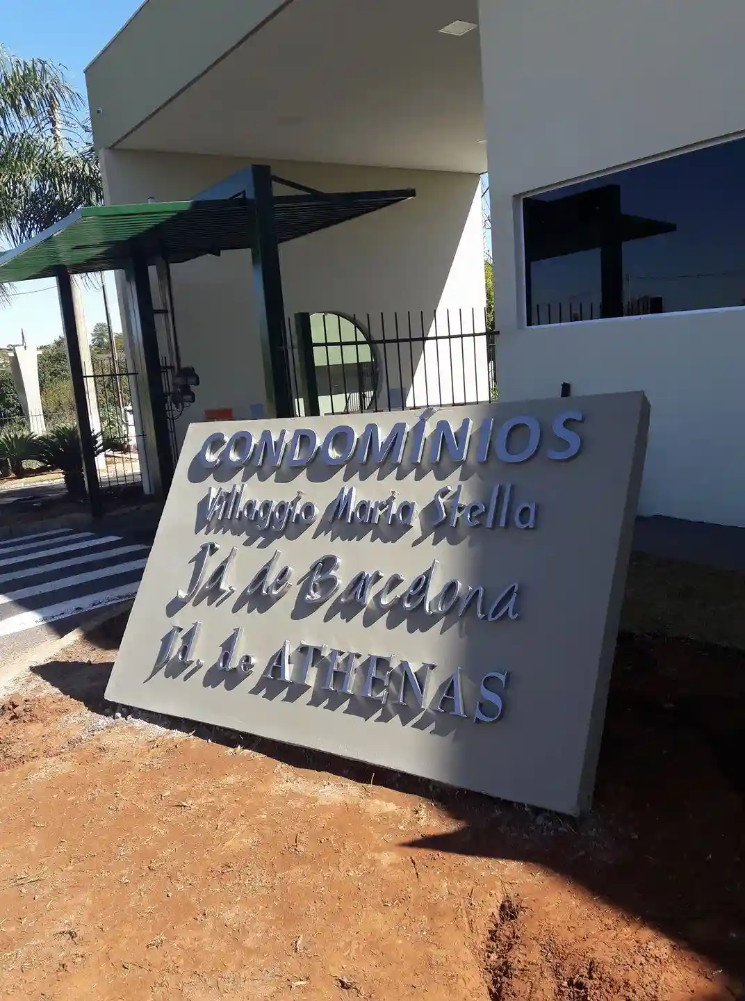 Casa de Condomínio com 3 quartos à venda, 165m² — foto 30 de 35