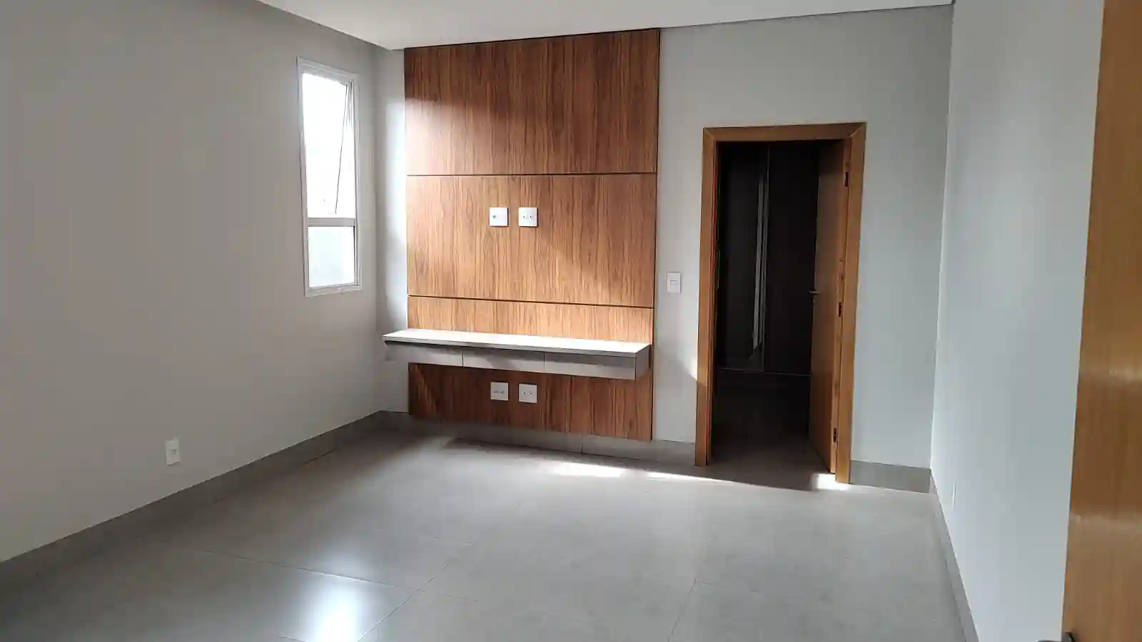 Casa de Condomínio com 3 quartos à venda, 360m² — foto 3 de 9