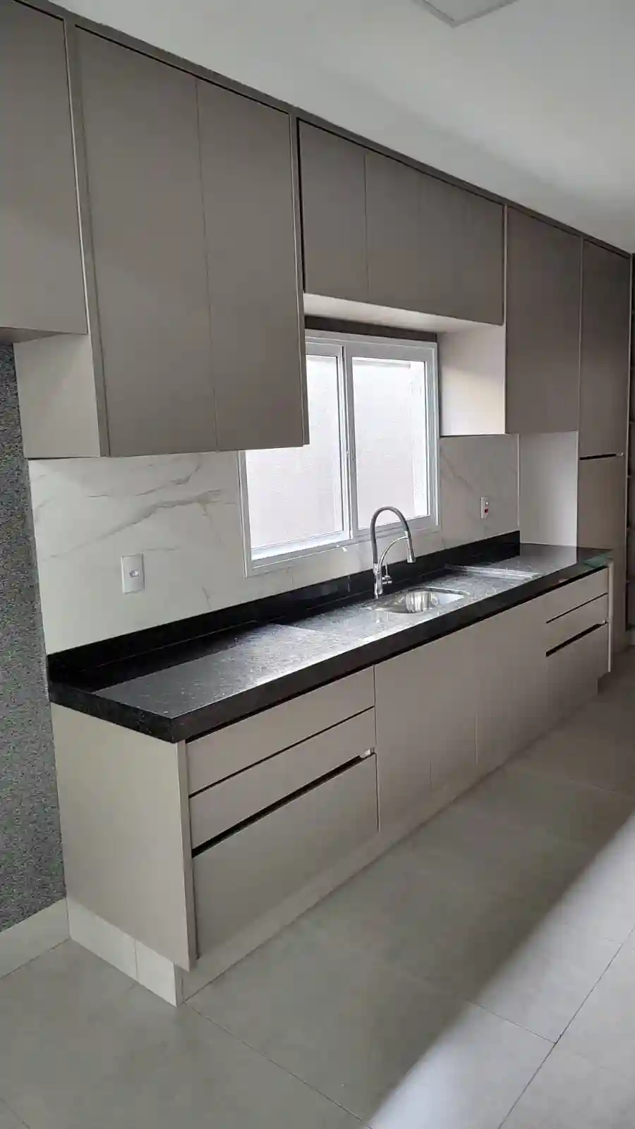 Casa de Condomínio com 3 quartos à venda, 360m² — foto 5 de 9