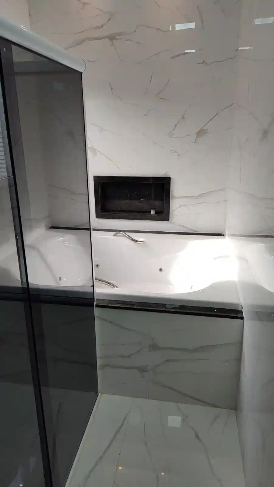 Casa de Condomínio com 3 quartos à venda, 360m² — foto 8 de 9