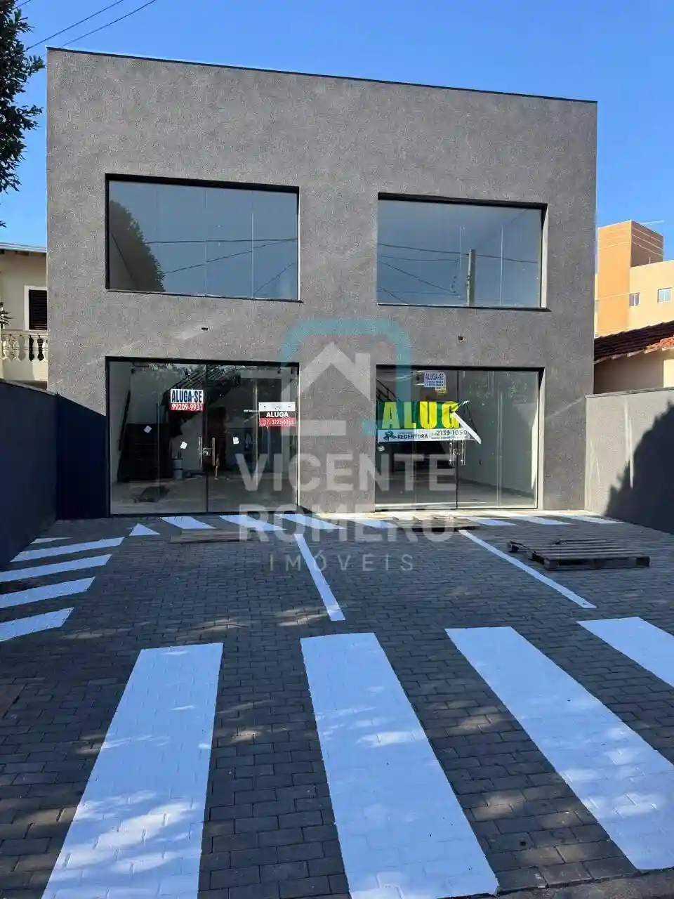 Loja / Salão / Ponto Comercial  para aluguel, 140m² — foto 1 de 16