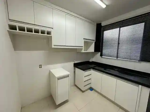 Apartamento com 2 quartos à venda, 63m² — foto 1 de 13
