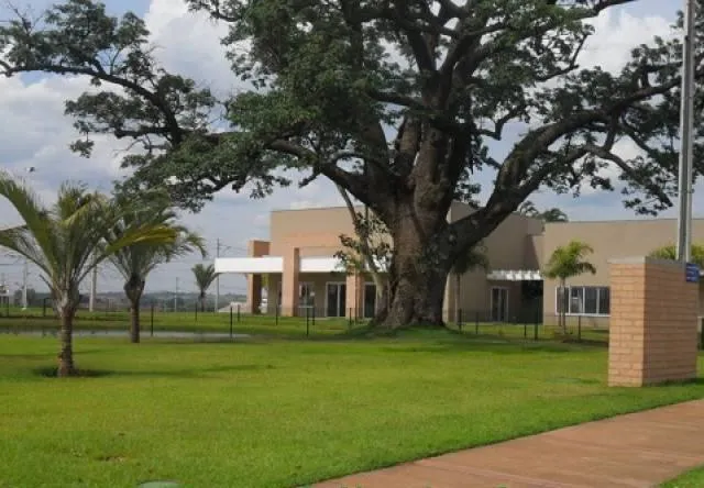 Terreno / Lote / Condomínio à venda — foto 1 de 5