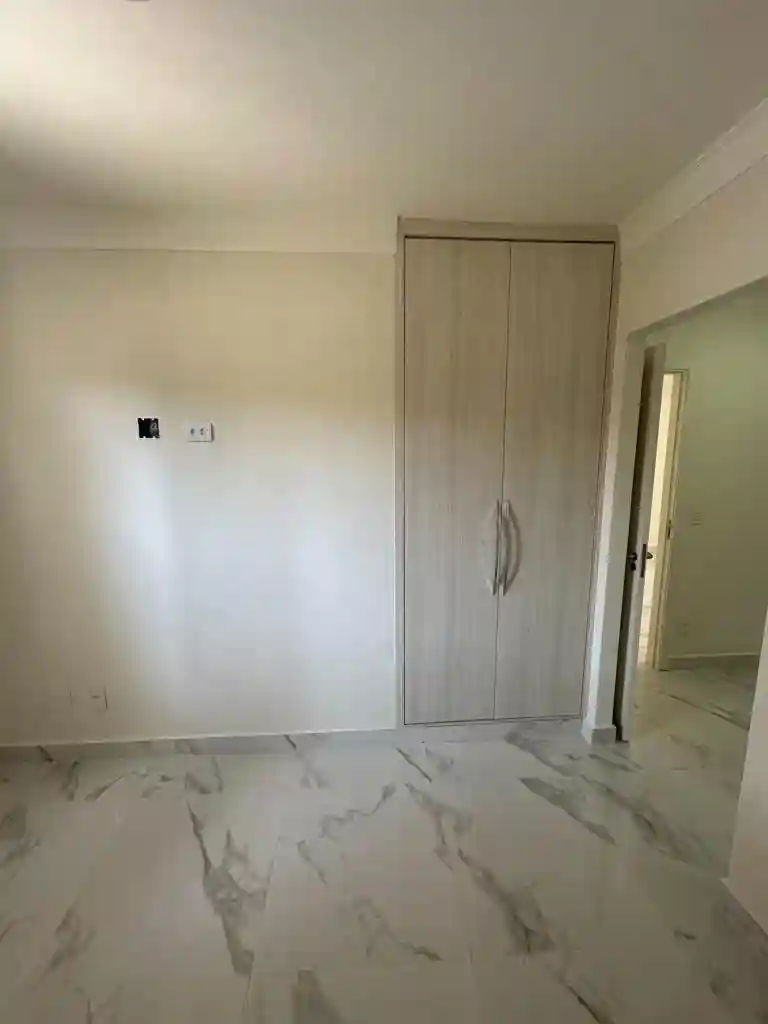 Casa de Condomínio à venda — foto 8 de 12