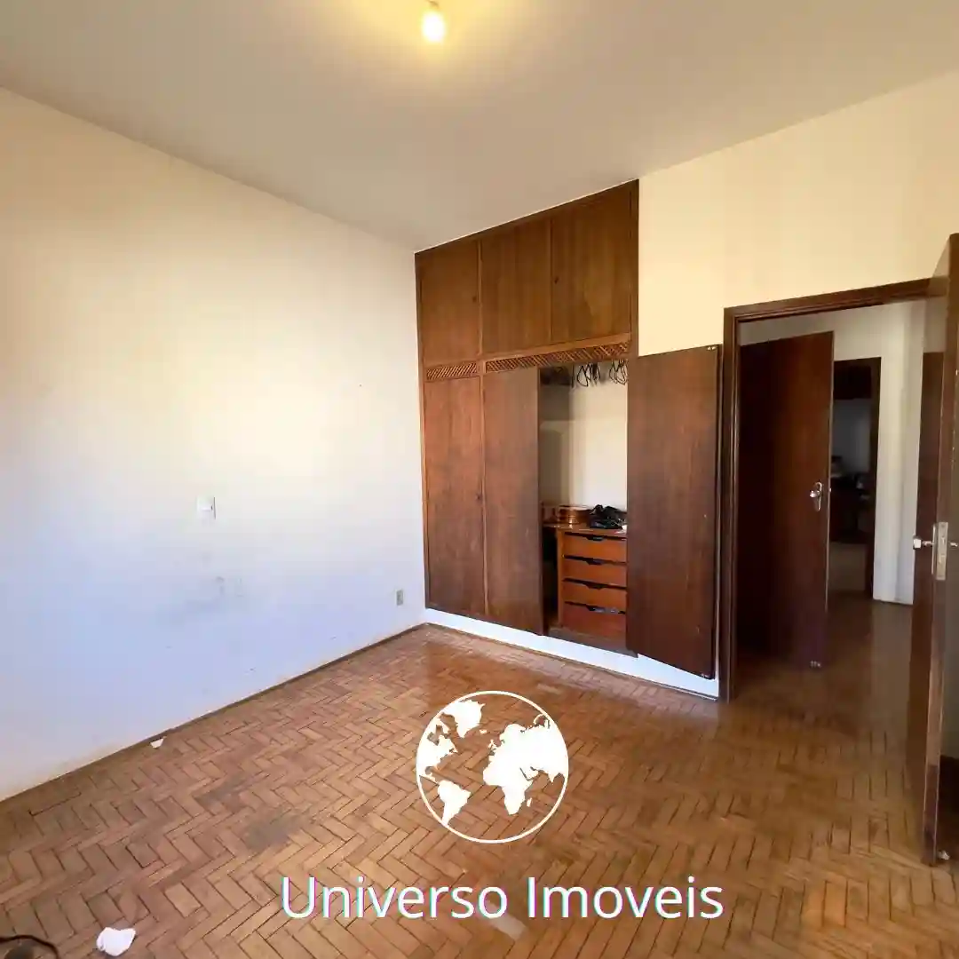 Casa com 3 quartos à venda, 227m² — foto 5 de 15