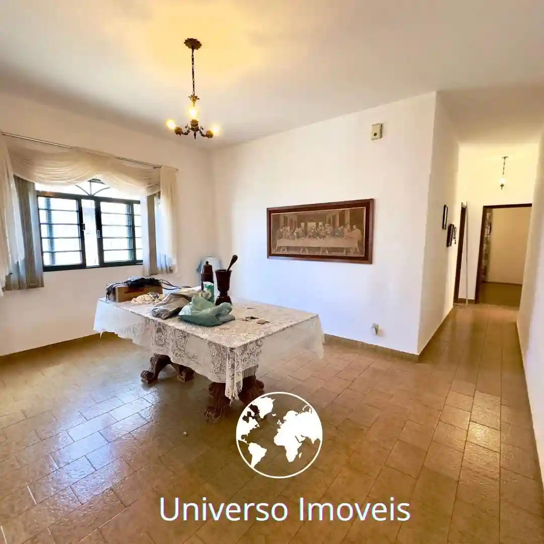 Casa com 3 quartos à venda, 227m² — foto 9 de 15