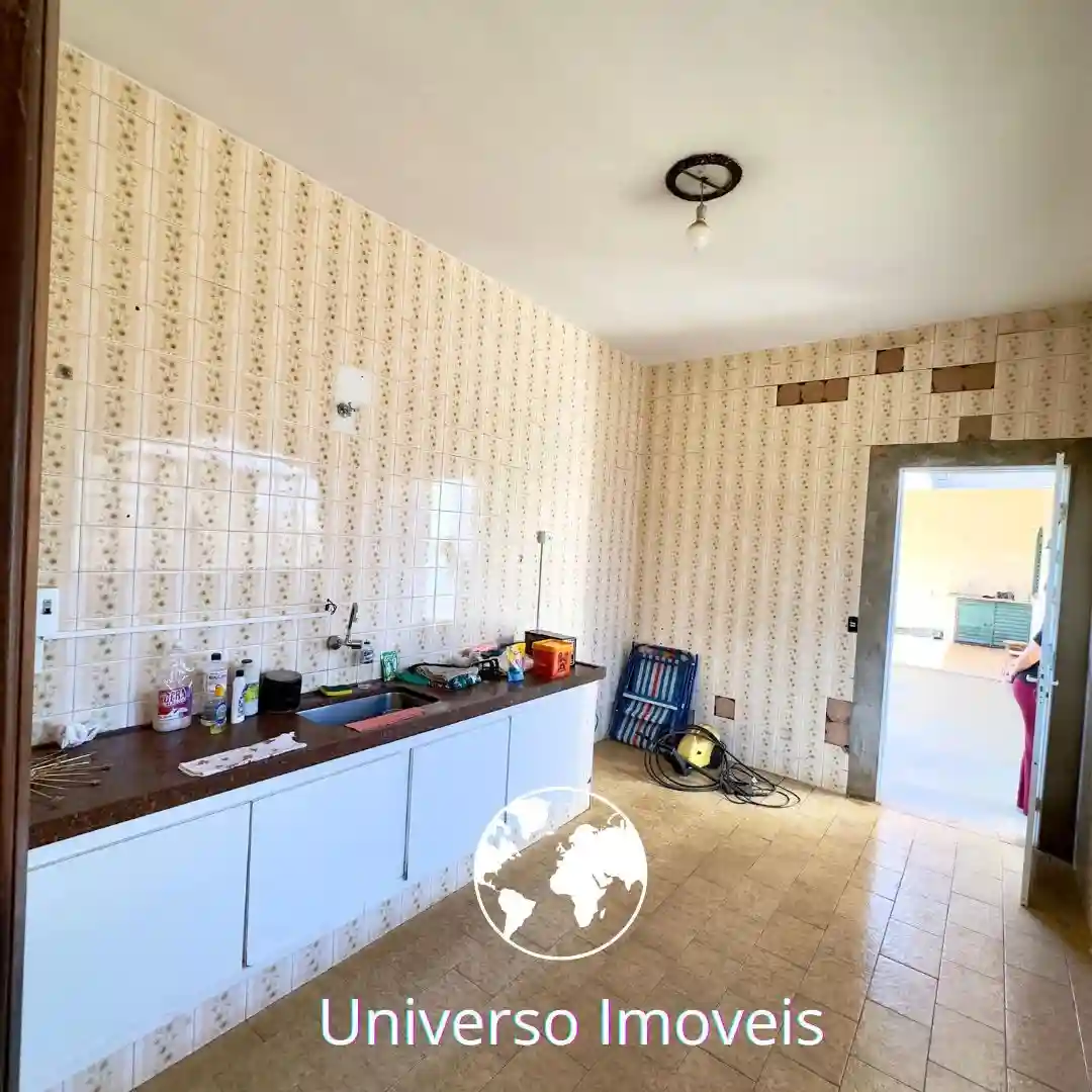 Casa com 3 quartos à venda, 227m² — foto 10 de 15