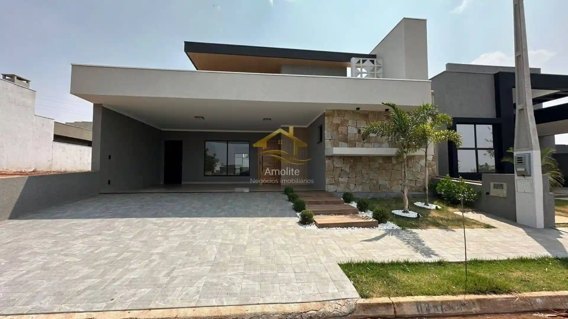 Casa de Condomínio com 3 quartos à venda, 166m² — foto 1 de 20