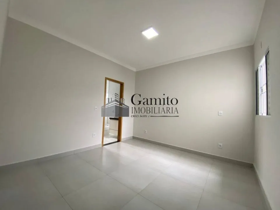 Casa à venda — foto 4 de 10