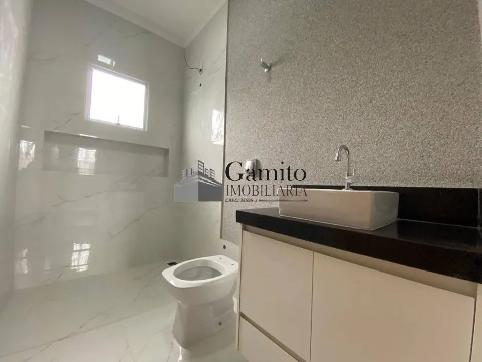 Casa à venda — foto 5 de 10