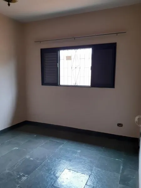Casa à venda — foto 1 de 1