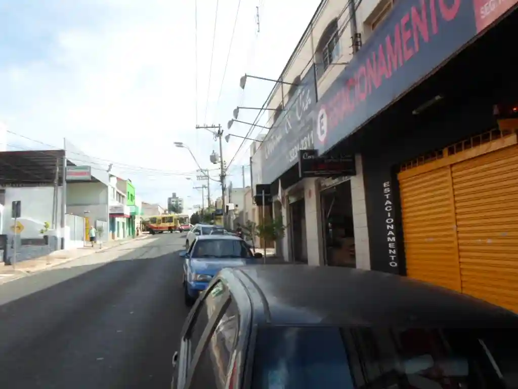 Loja / Salão / Ponto Comercial  à venda, 600m² — foto 5 de 7