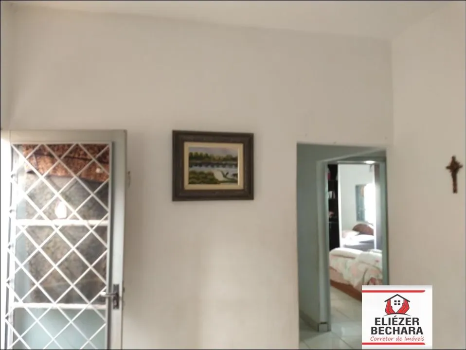 Casa à venda — foto 8 de 13