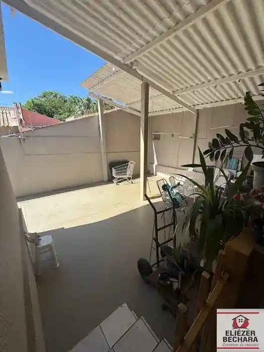 Casa com 2 quartos à venda, 150m² — foto 3 de 15