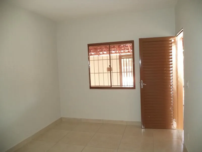 Casa com 3 quartos à venda, 250m² — foto 4 de 7