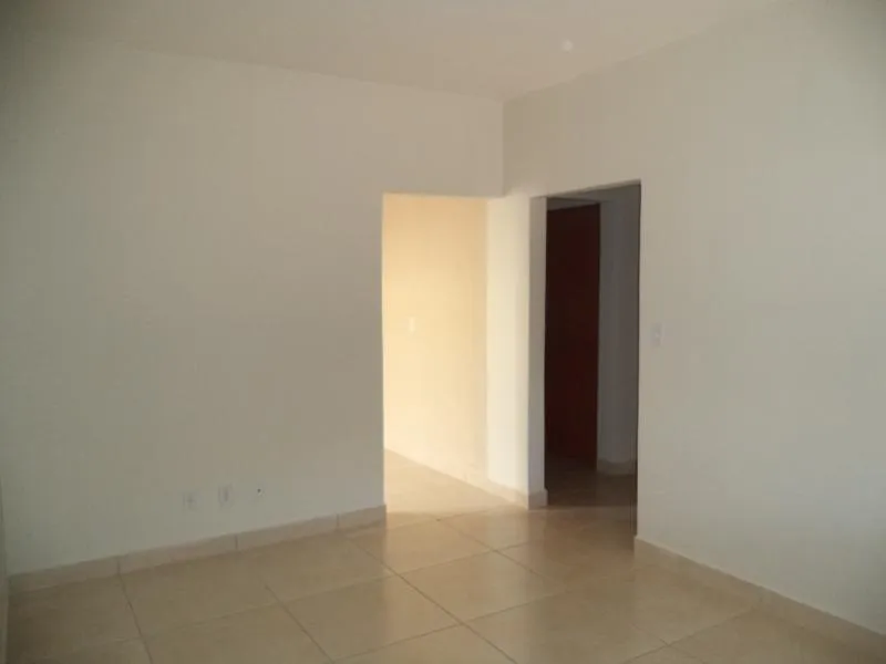 Casa com 3 quartos à venda, 250m² — foto 6 de 7