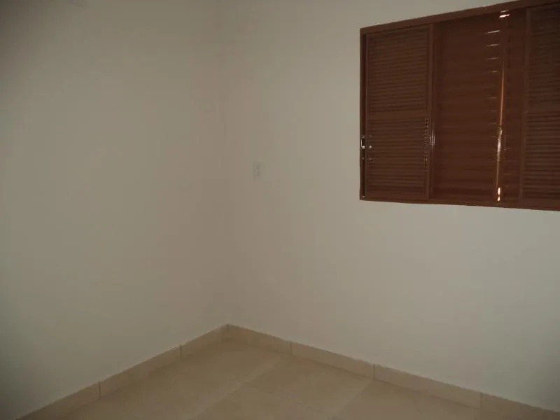 Casa com 3 quartos à venda, 250m² — foto 7 de 7
