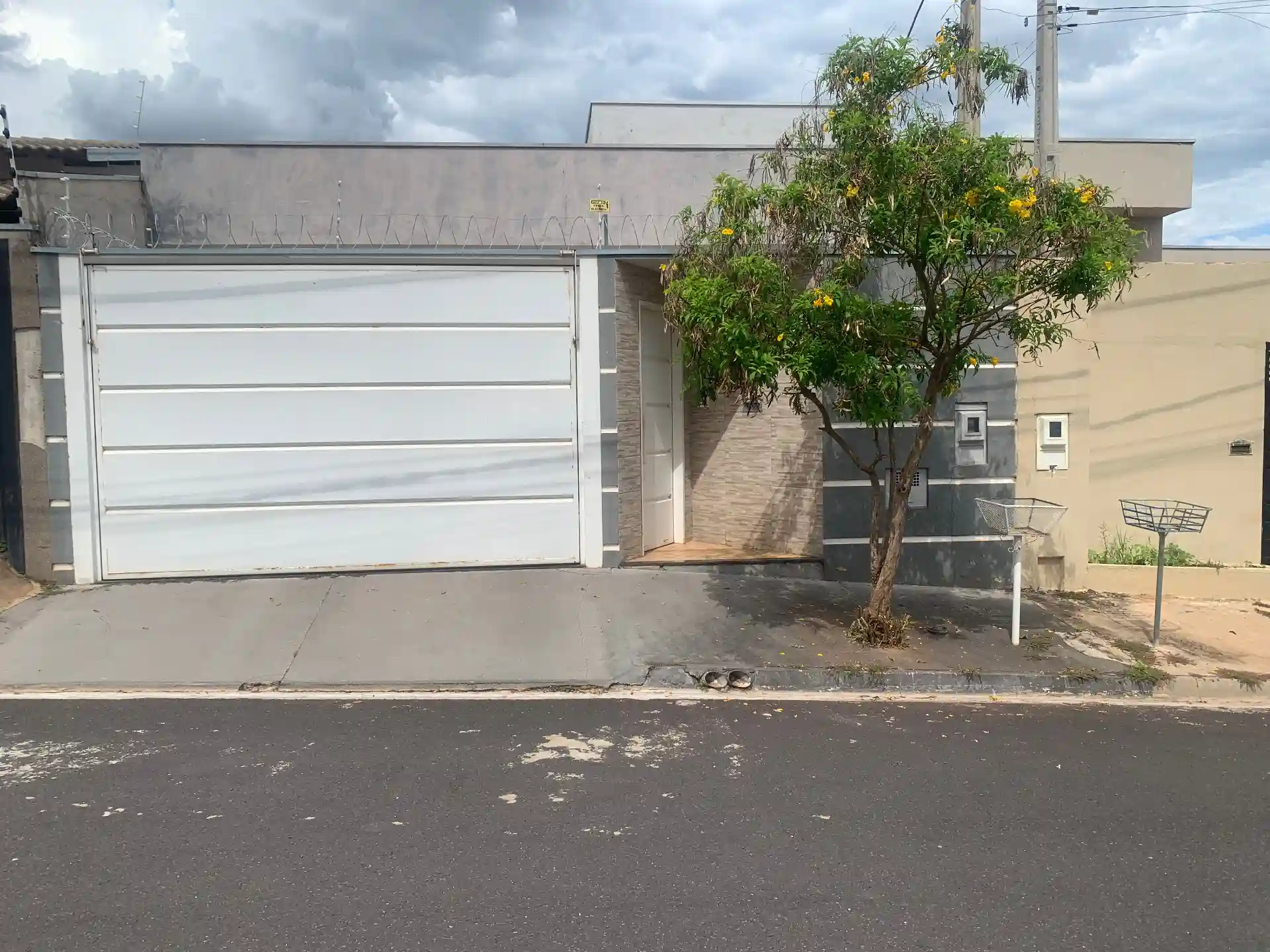 Casa com 2 quartos à venda, 111m² — foto 1 de 26