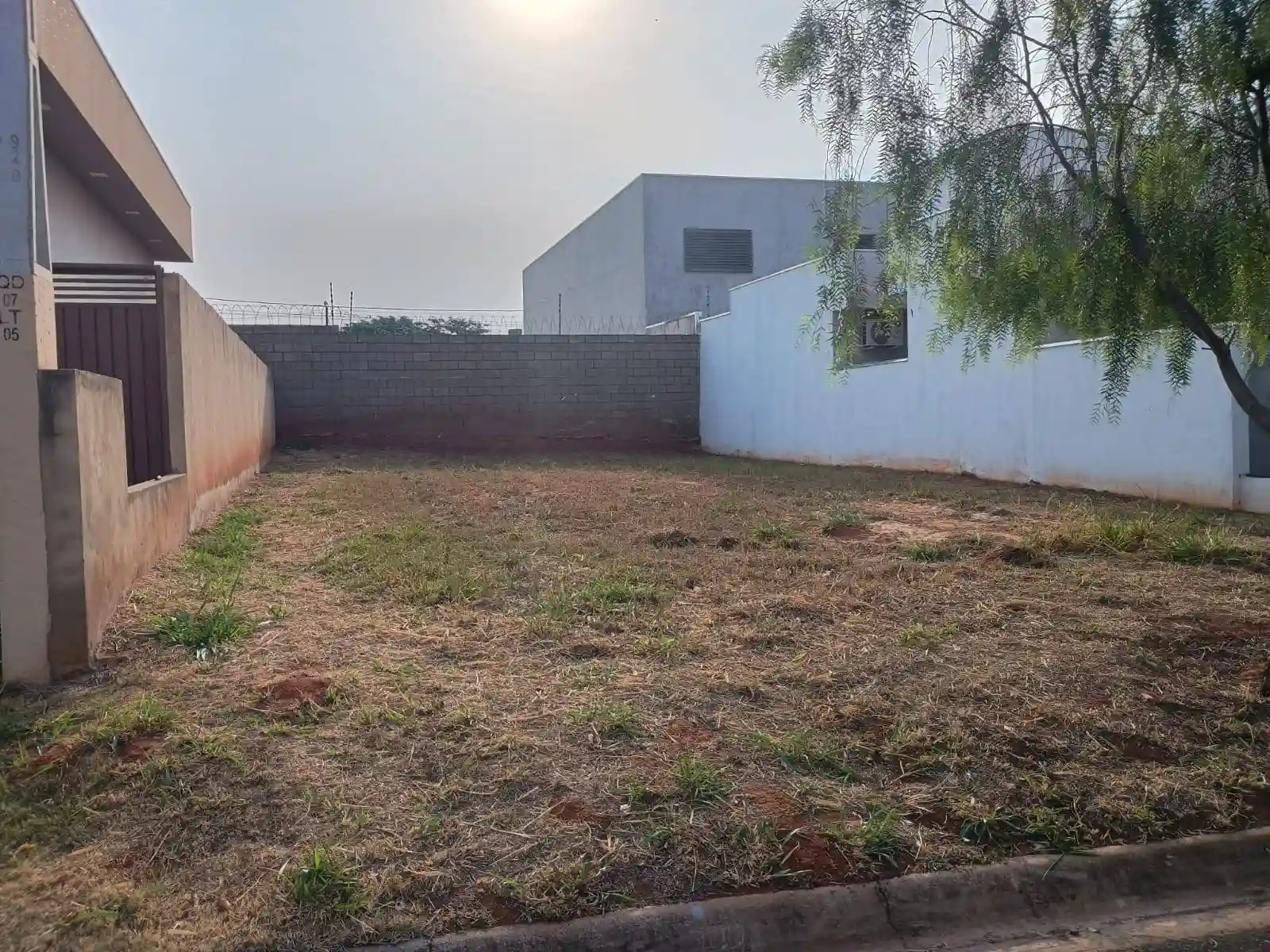 Terreno / Lote / Condomínio  à venda, 200m² — foto 12 de 15