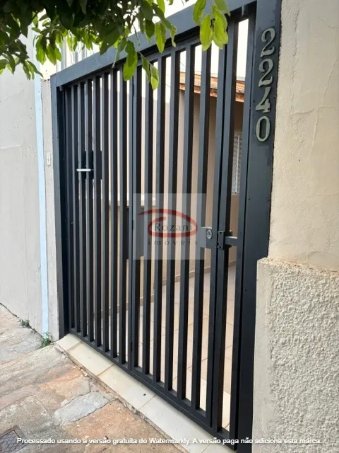 Casa com 2 quartos para aluguel, 60m² — foto 1 de 14