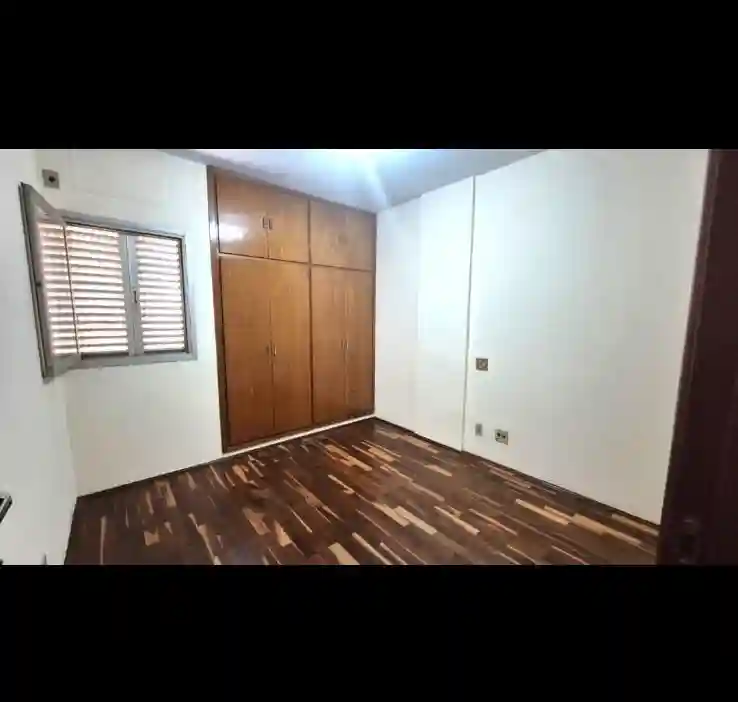 Apartamento com 3 quartos à venda, 105m² — foto 6 de 9