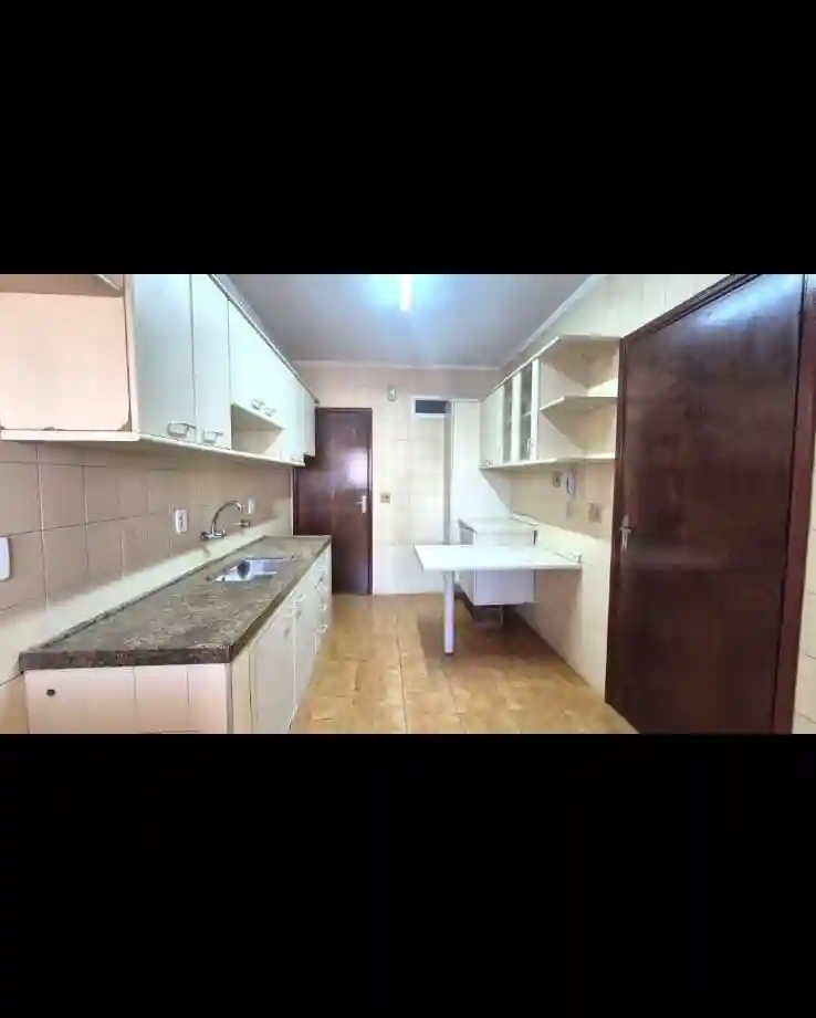 Apartamento com 3 quartos à venda, 105m² — foto 3 de 9