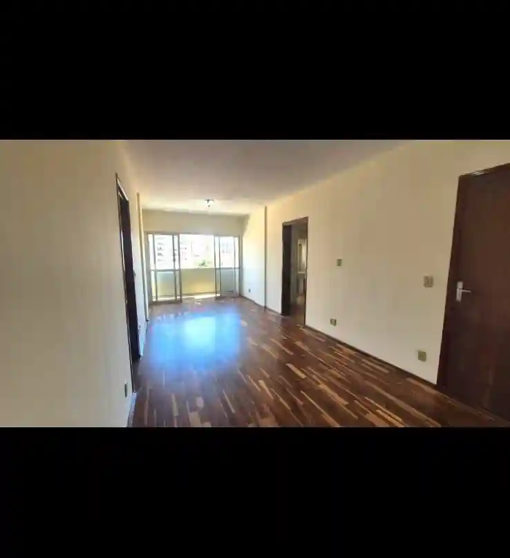 Apartamento com 3 quartos à venda, 105m² — foto 8 de 9