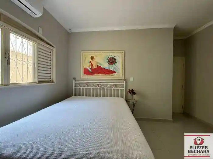Casa com 3 quartos à venda, 242m² — foto 23 de 29