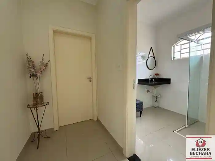 Casa com 3 quartos à venda, 242m² — foto 26 de 29