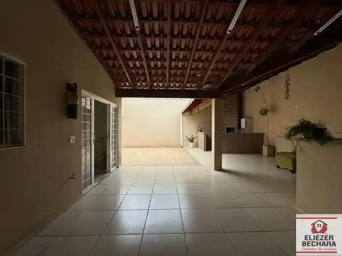 Casa com 3 quartos à venda, 242m² — foto 27 de 29