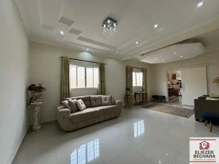 Casa com 3 quartos à venda, 242m² — foto 21 de 29