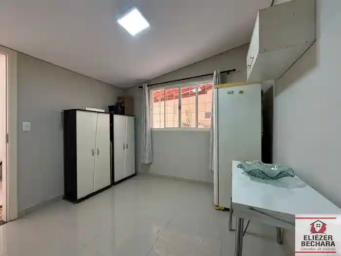 Casa com 3 quartos à venda, 242m² — foto 7 de 29