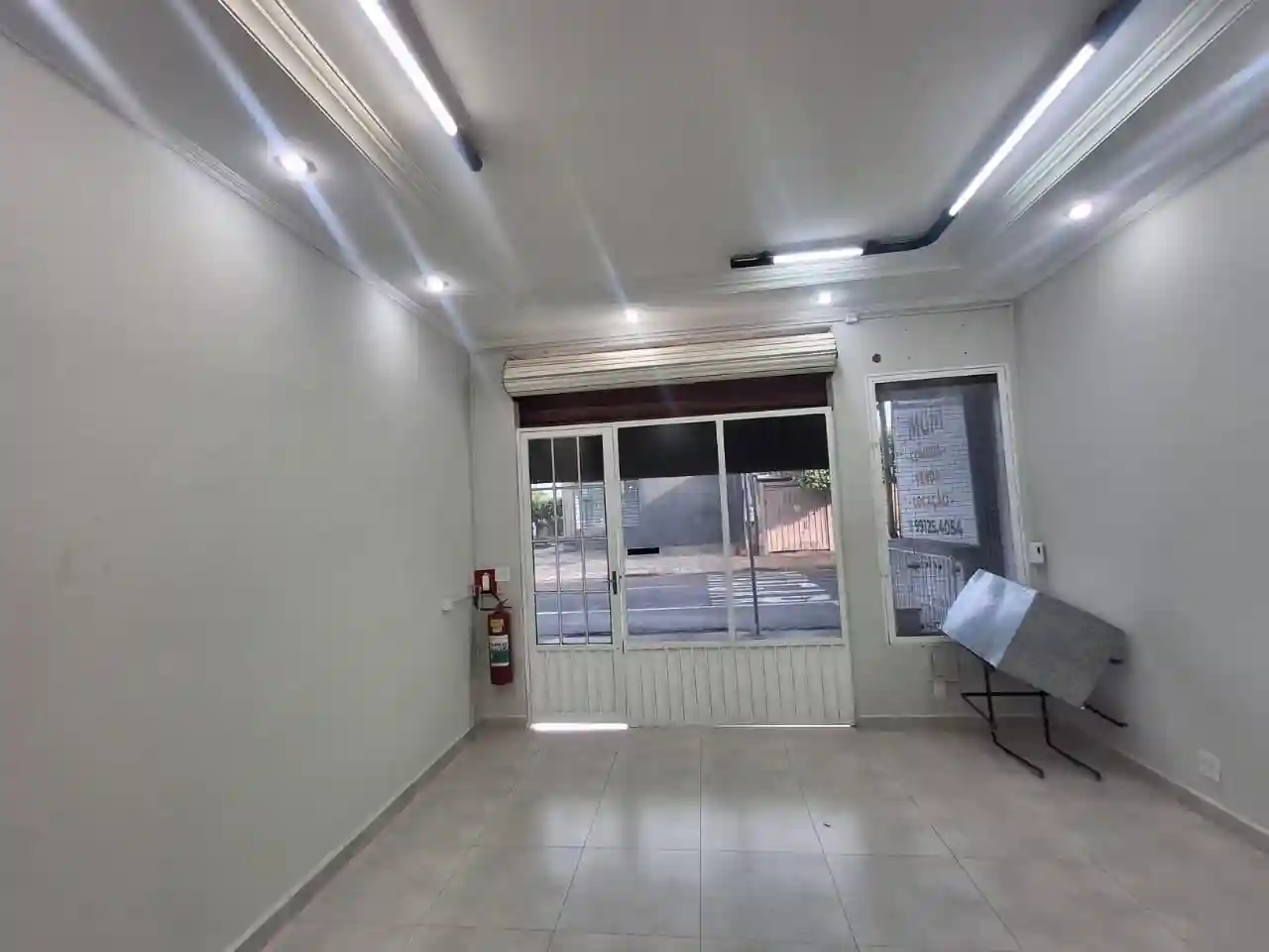 Loja / Salão / Ponto Comercial  para aluguel, 40m² — foto 1 de 4